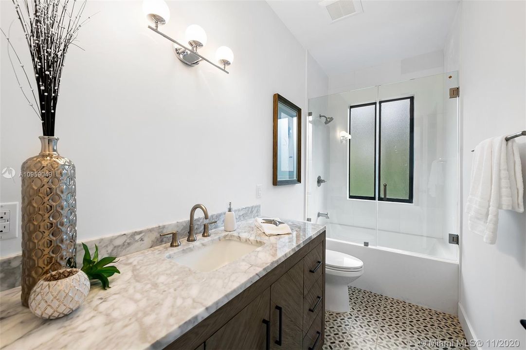 Bathroom 2