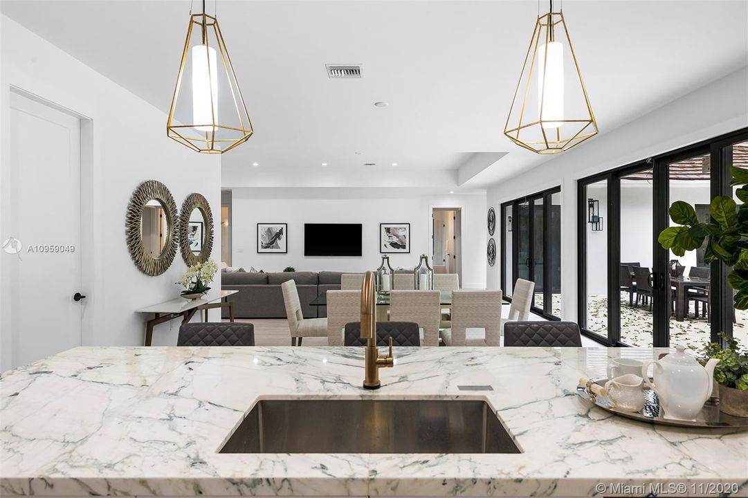Single basin sink + modern fixtures
