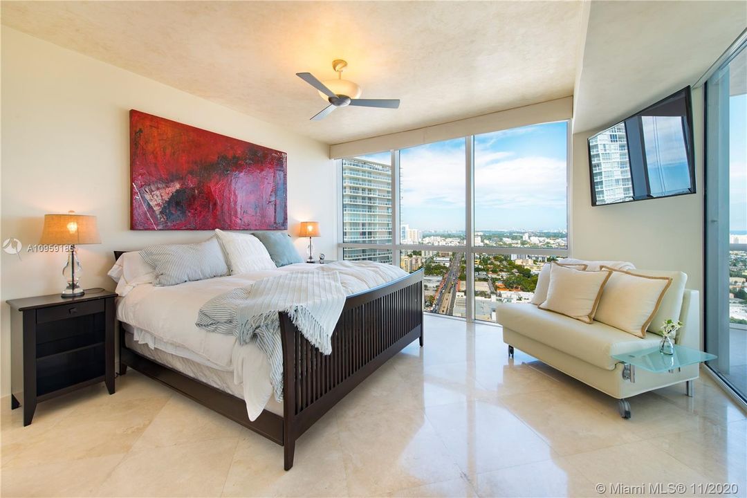 Recently Rented: $8,000 (2 beds, 2 baths, 1759 Square Feet)
