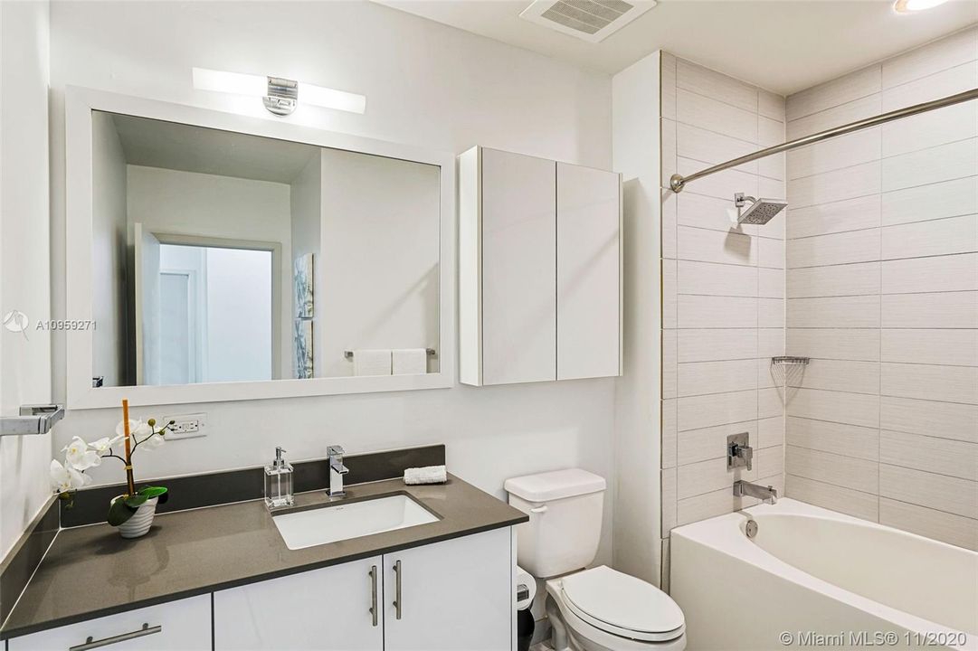 Bathroom #2