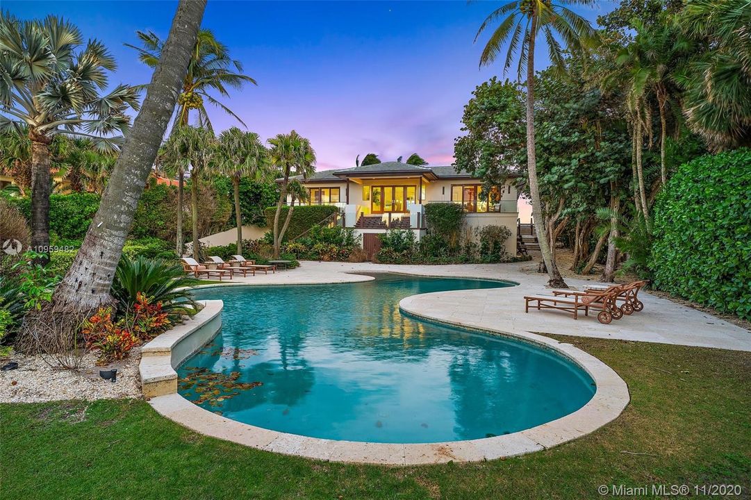 Recently Rented: $70,000 (4 beds, 4 baths, 3740 Square Feet)