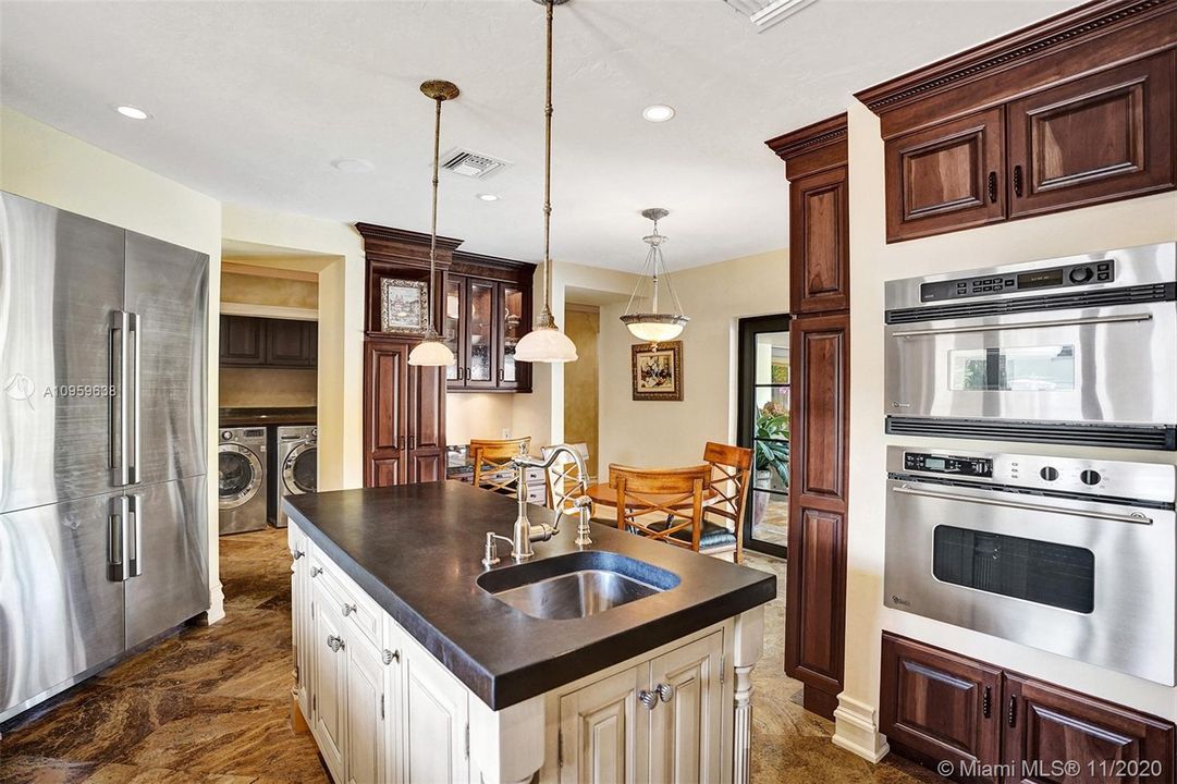 Recently Sold: $1,500,000 (3 beds, 3 baths, 3205 Square Feet)