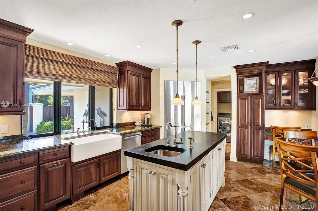 Recently Sold: $1,500,000 (3 beds, 3 baths, 3205 Square Feet)