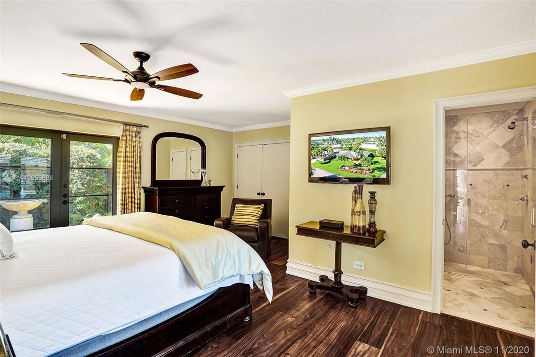 Recently Sold: $1,500,000 (3 beds, 3 baths, 3205 Square Feet)