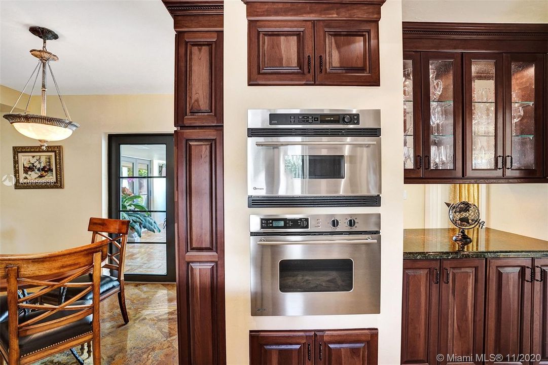 Recently Sold: $1,500,000 (3 beds, 3 baths, 3205 Square Feet)