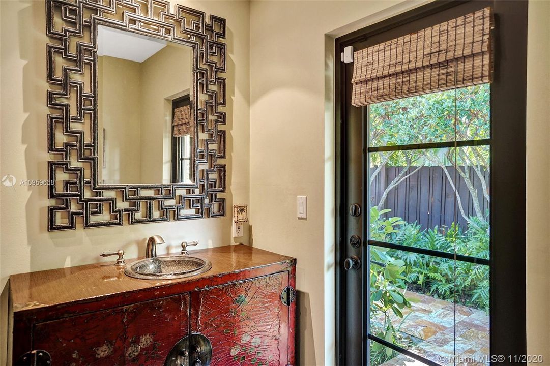Recently Sold: $1,500,000 (3 beds, 3 baths, 3205 Square Feet)