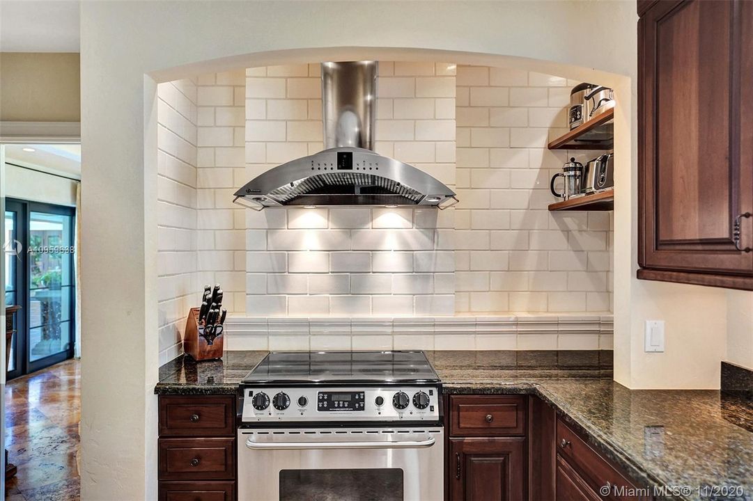 Recently Sold: $1,500,000 (3 beds, 3 baths, 3205 Square Feet)