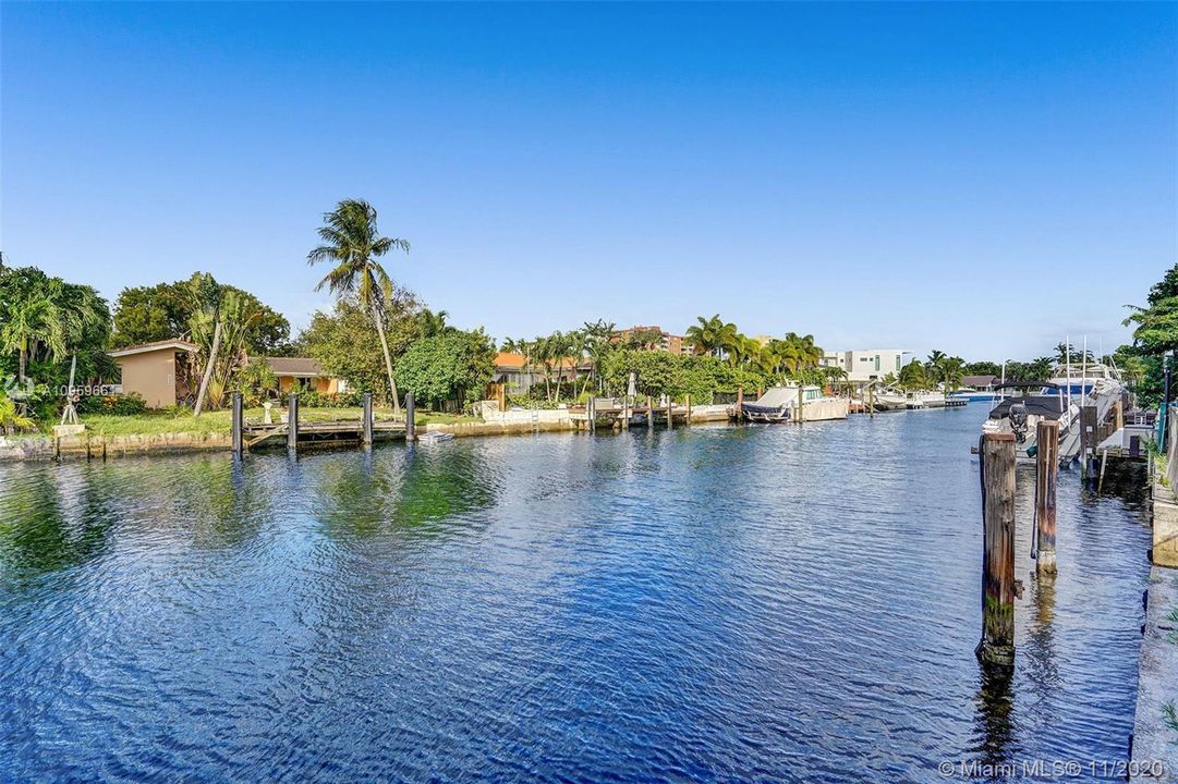 Recently Sold: $1,399,000 (3 beds, 2 baths, 2260 Square Feet)