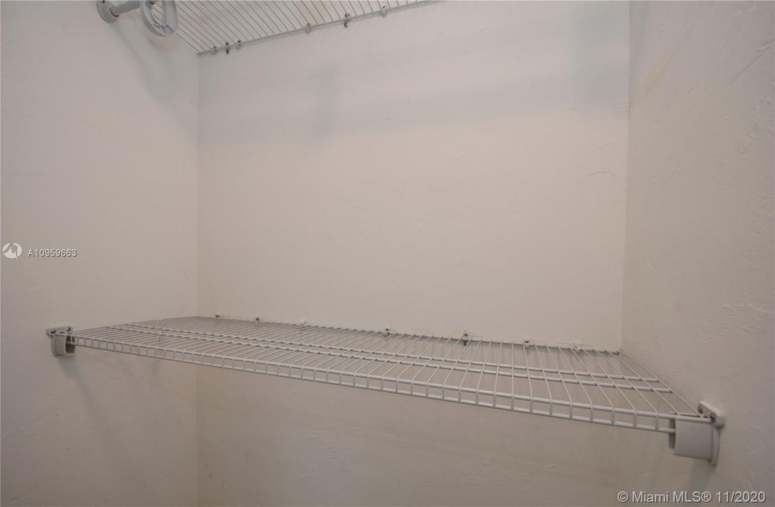 Recientemente alquilado: $1,900 (2 camas, 2 baños, 1100 Pies cuadrados)