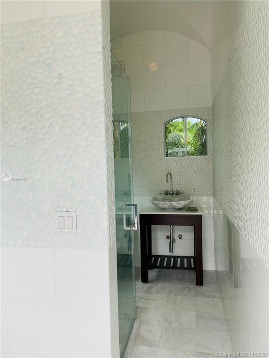 Full Marble & Glass Bathroom in Gazebo
