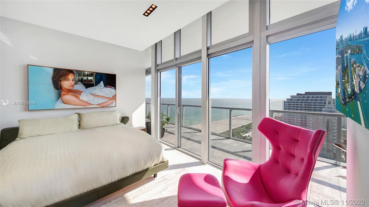 Vendido Recientemente: $14,900,000 (4 camas, 4 baños, 3911 Pies cuadrados)