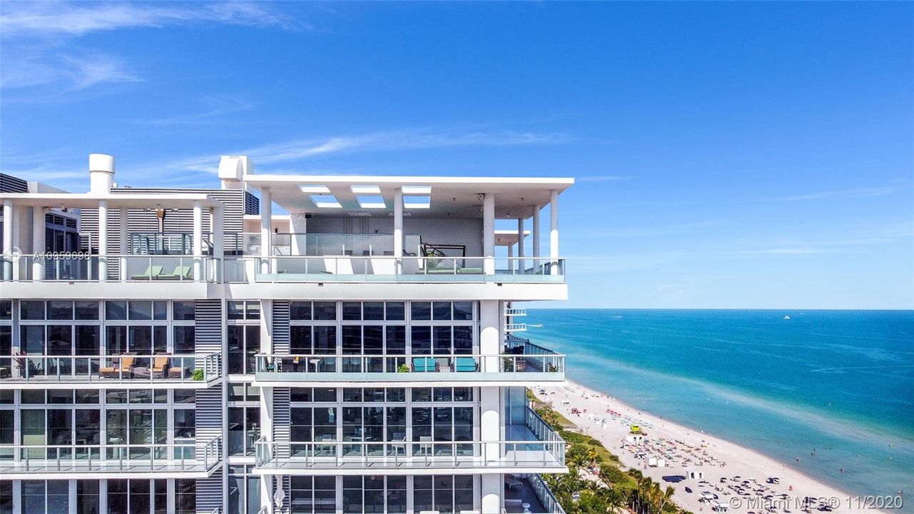 Vendido Recientemente: $14,900,000 (4 camas, 4 baños, 3911 Pies cuadrados)