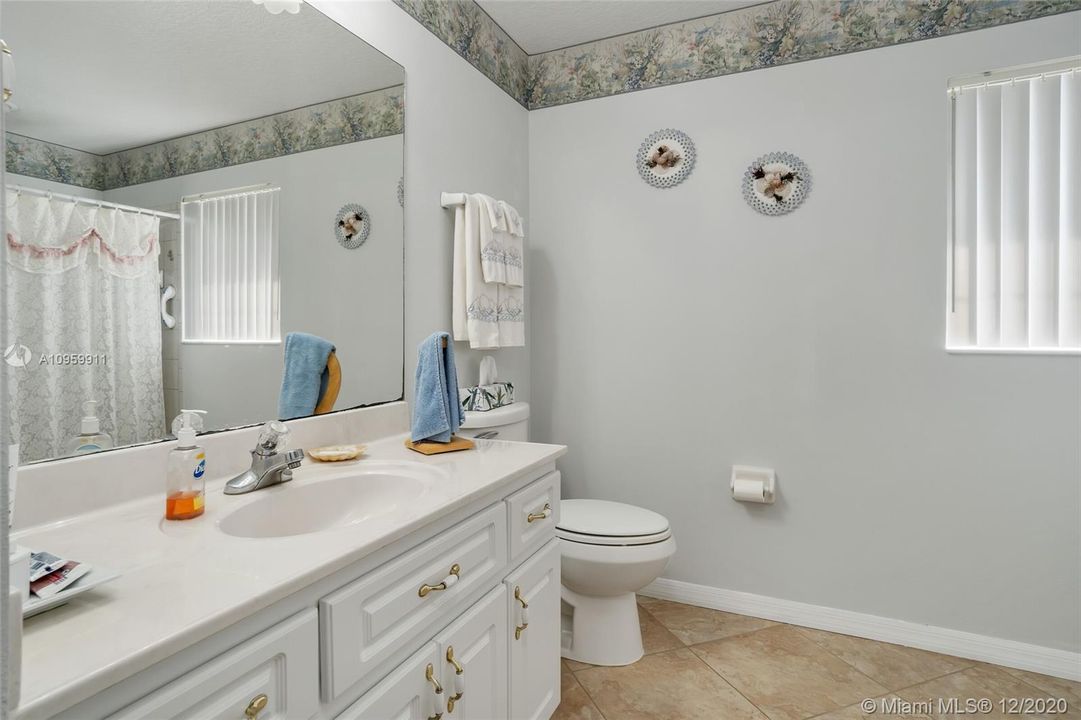 Recently Sold: $230,000 (2 beds, 2 baths, 0 Square Feet)