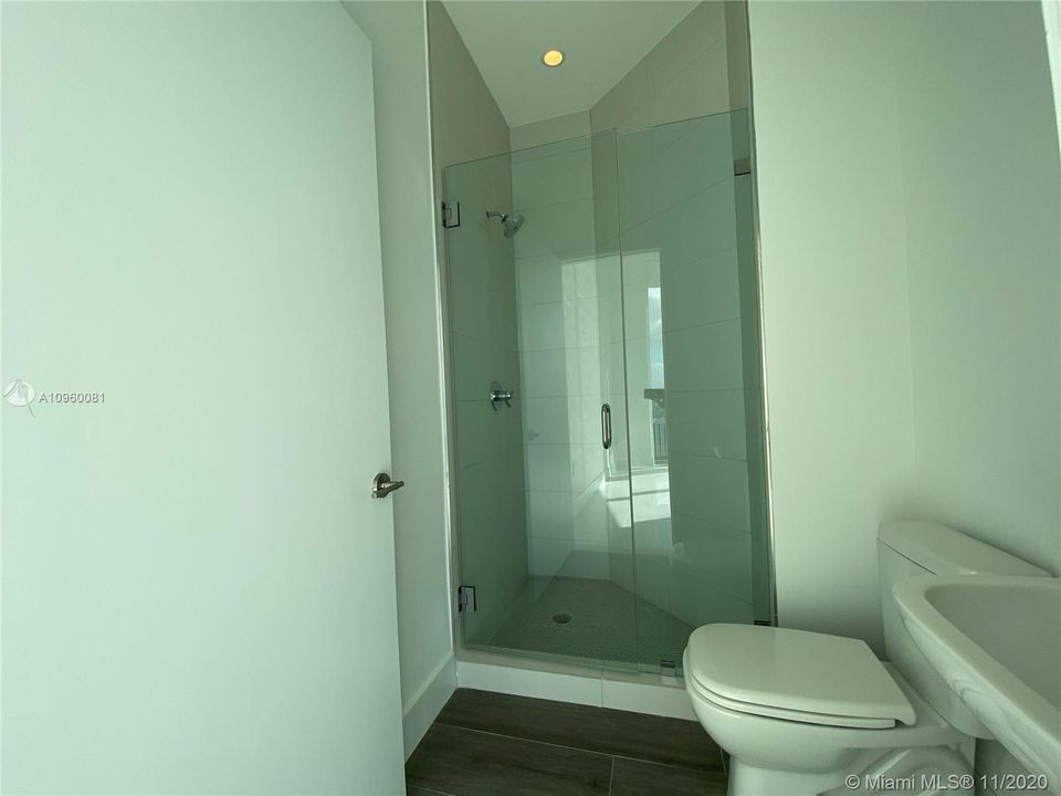 最近租的: $6,500 (3 贝兹, 3 浴室, 1731 平方英尺)