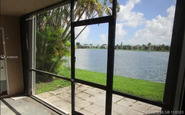 Recently Sold: $106,000 (2 beds, 2 baths, 960 Square Feet)