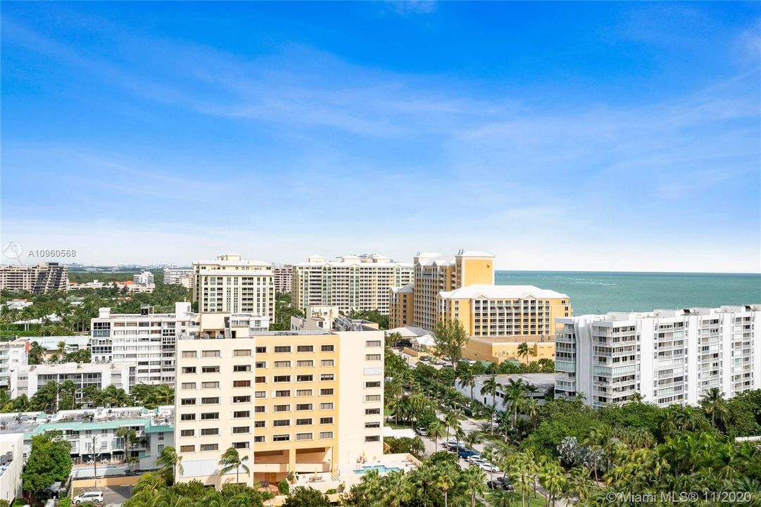 Recently Sold: $2,995,000 (4 beds, 3 baths, 2790 Square Feet)