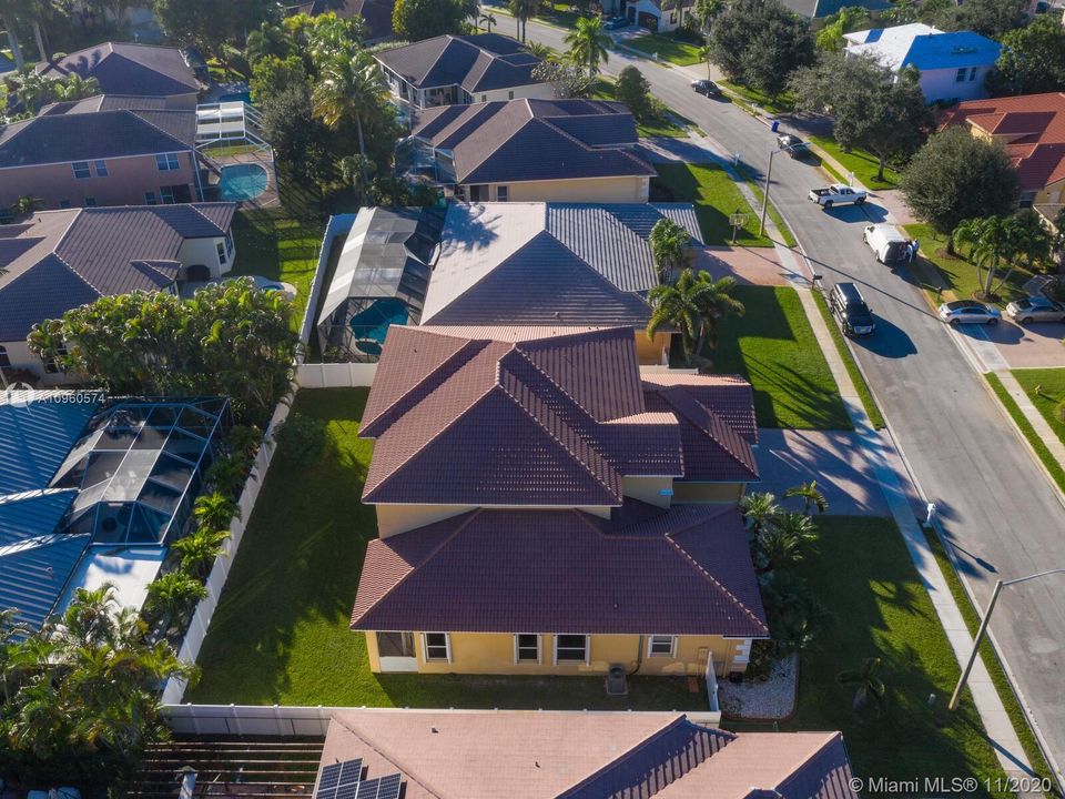Vendido Recientemente: $623,000 (5 camas, 4 baños, 3119 Pies cuadrados)