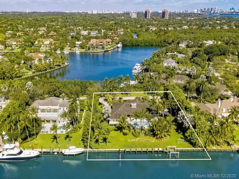 Recently Sold: $10,995,000 (6 beds, 6 baths, 0 Square Feet)