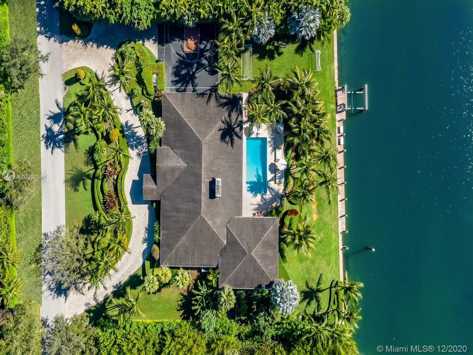 Recently Sold: $10,995,000 (6 beds, 6 baths, 0 Square Feet)