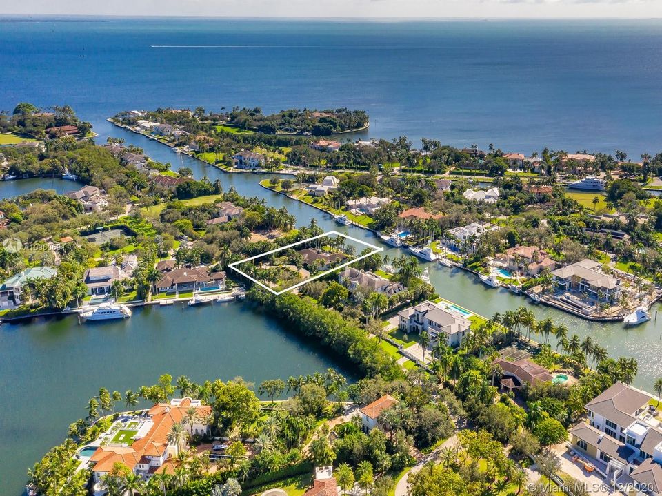 Recently Sold: $10,995,000 (6 beds, 6 baths, 0 Square Feet)