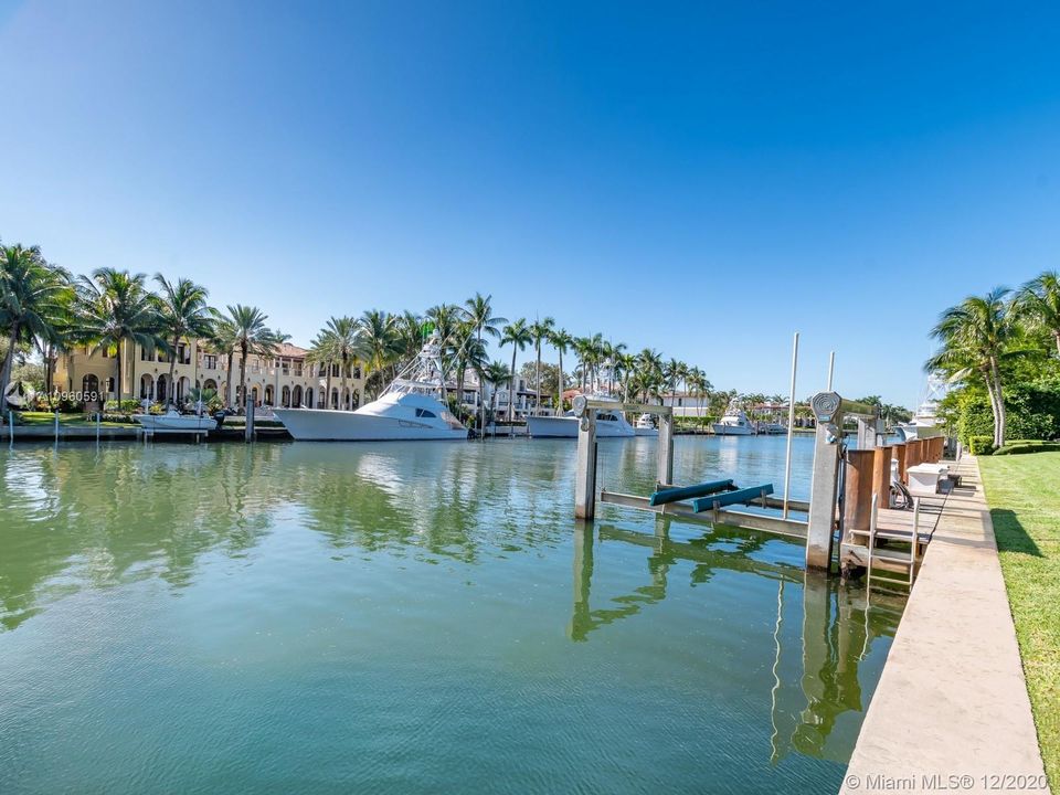 Recently Sold: $10,995,000 (6 beds, 6 baths, 0 Square Feet)