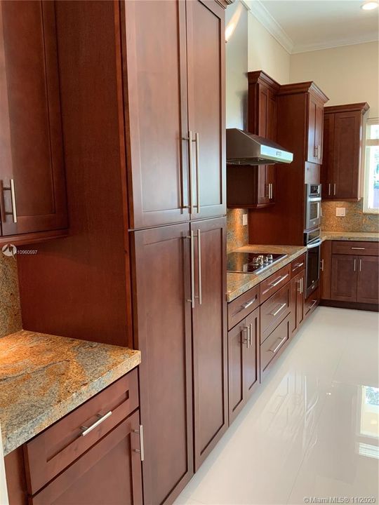 Recently Rented: $7,500 (5 beds, 5 baths, 3615 Square Feet)