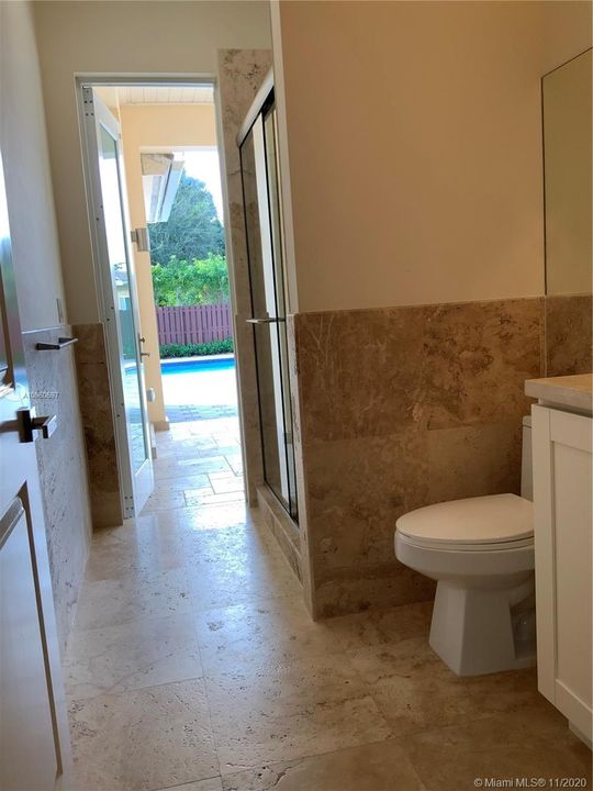Recently Rented: $7,500 (5 beds, 5 baths, 3615 Square Feet)