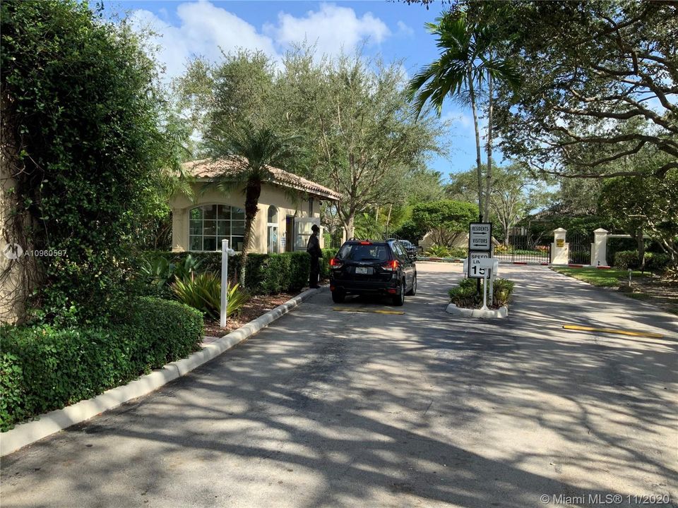 Recently Rented: $7,500 (5 beds, 5 baths, 3615 Square Feet)