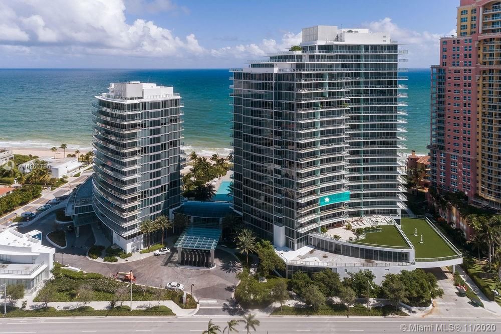 Recently Sold: $3,875,000 (4 beds, 4 baths, 3204 Square Feet)