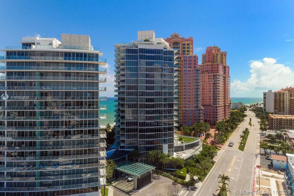 Recently Sold: $3,875,000 (4 beds, 4 baths, 3204 Square Feet)