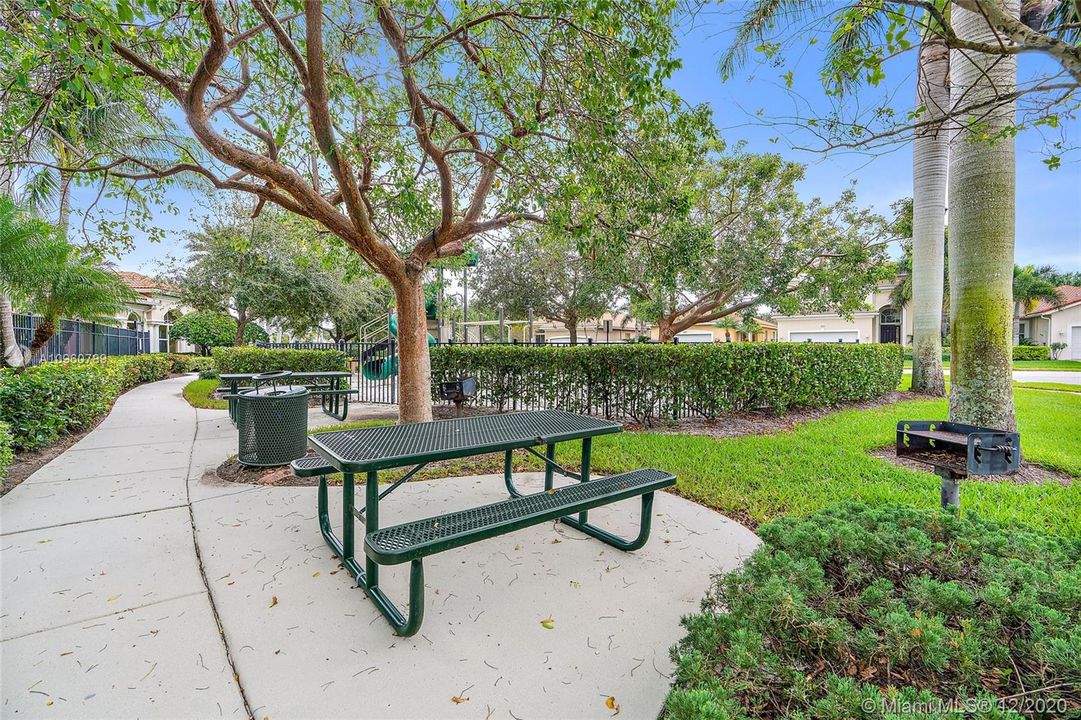 Knollwood community playground and BBQ areas included in HOA.