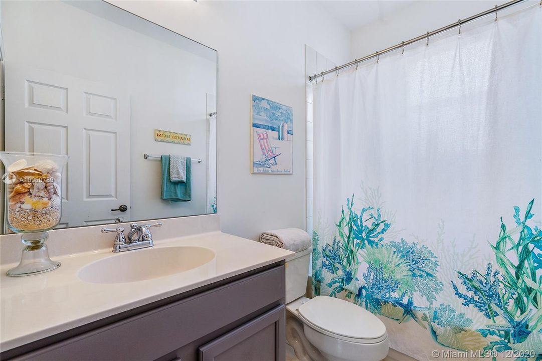 Bathroom #2