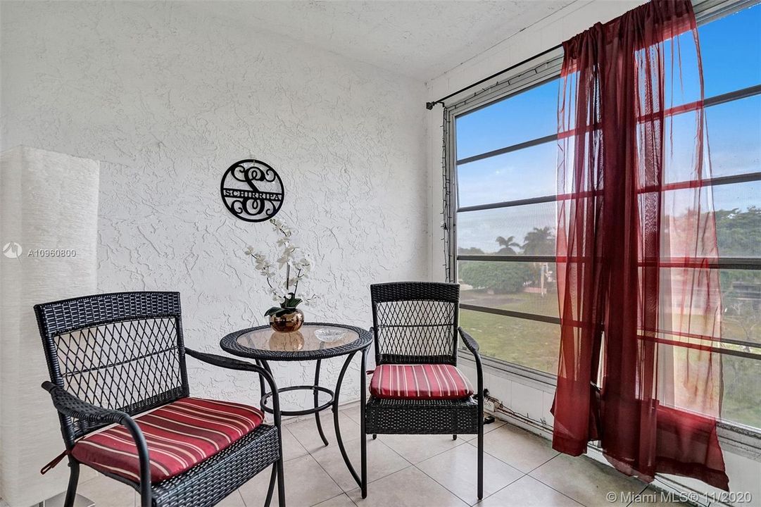 Recently Sold: $128,000 (2 beds, 2 baths, 1100 Square Feet)