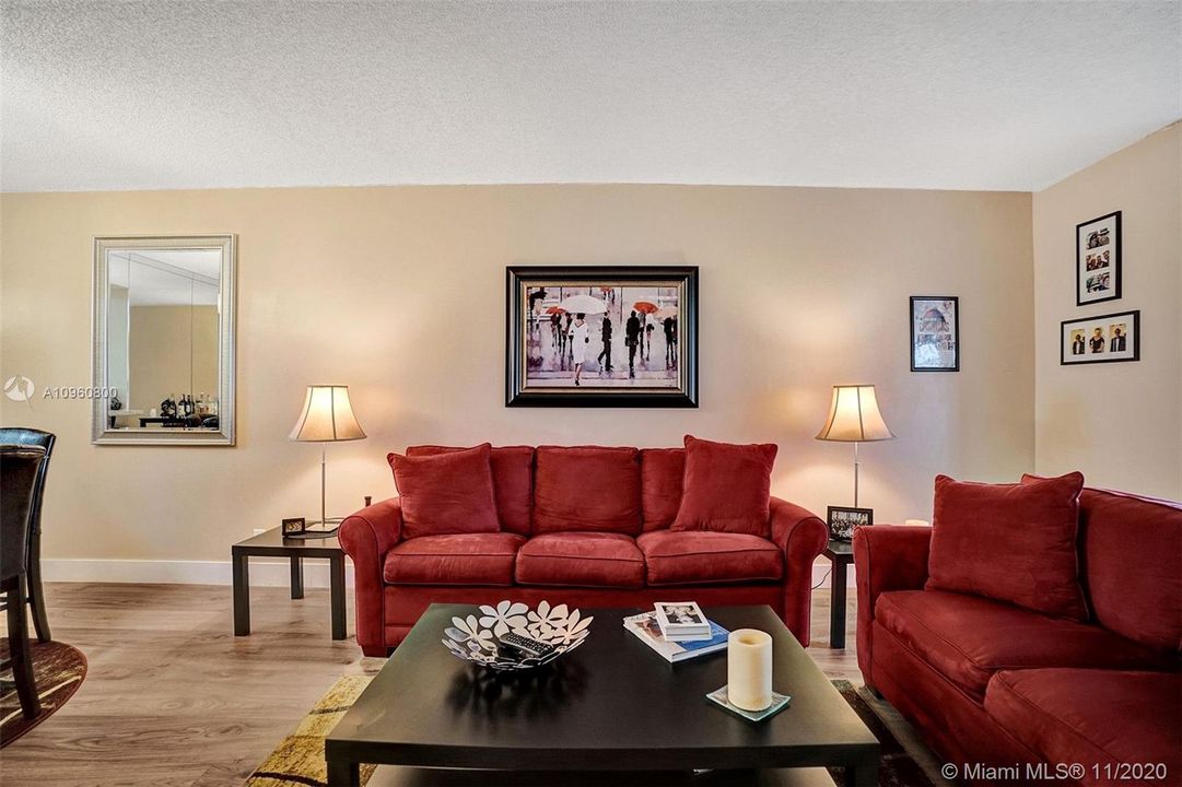 Recently Sold: $128,000 (2 beds, 2 baths, 1100 Square Feet)