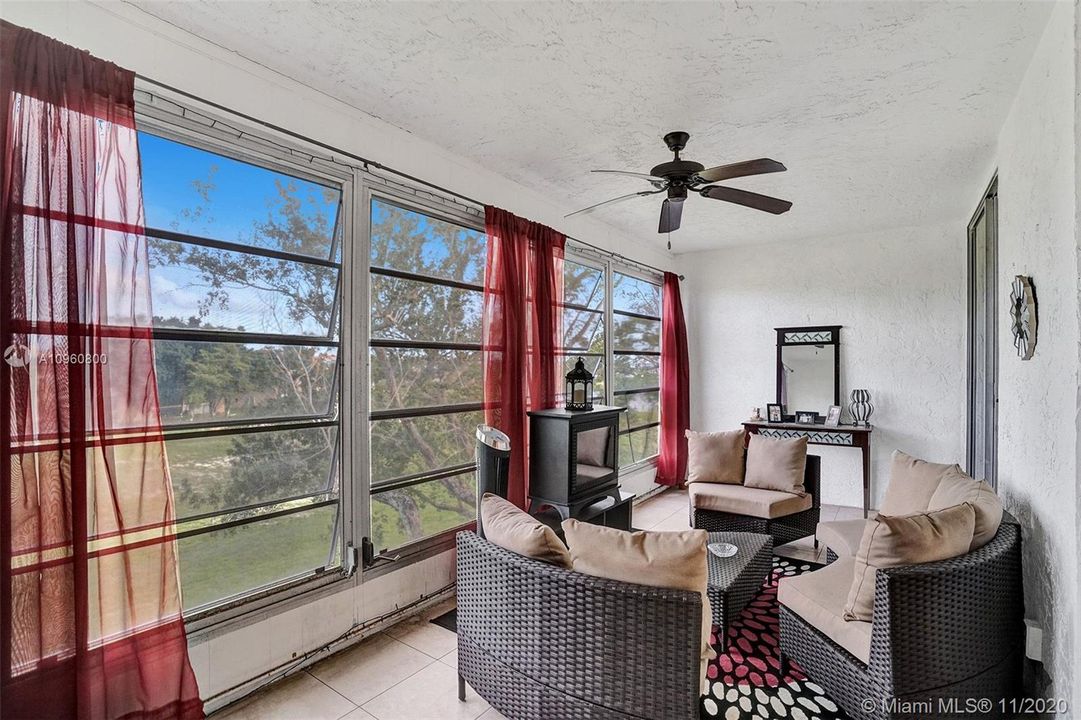 Recently Sold: $128,000 (2 beds, 2 baths, 1100 Square Feet)
