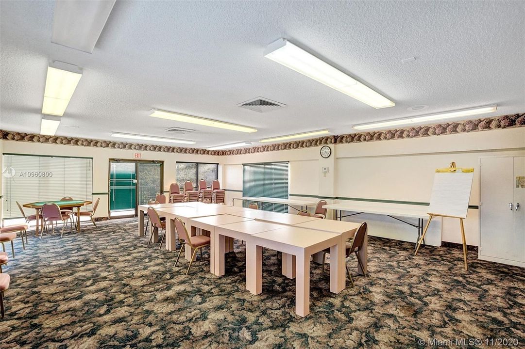 Recently Sold: $128,000 (2 beds, 2 baths, 1100 Square Feet)