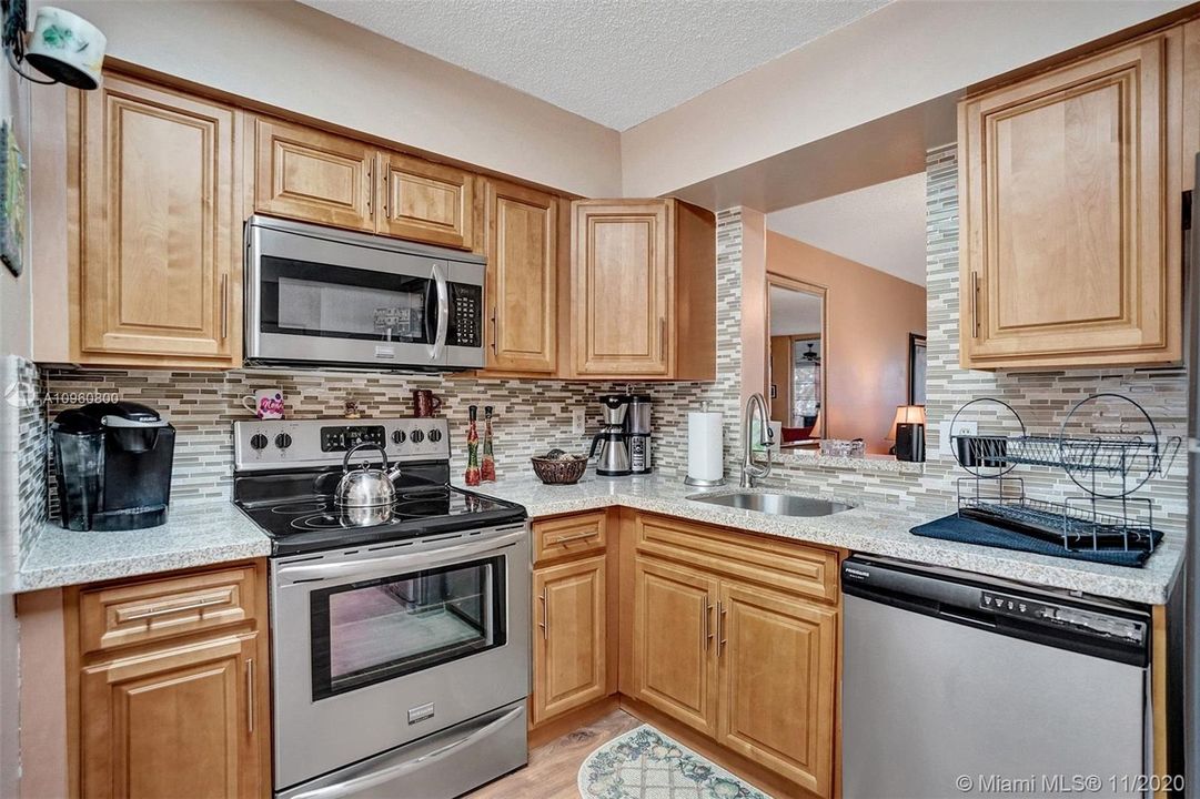 Recently Sold: $128,000 (2 beds, 2 baths, 1100 Square Feet)