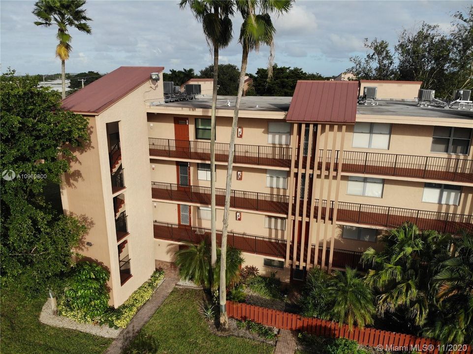 Recently Sold: $128,000 (2 beds, 2 baths, 1100 Square Feet)