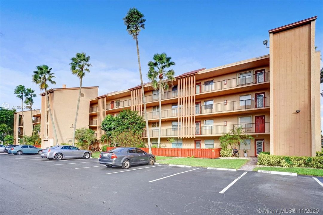 Recently Sold: $128,000 (2 beds, 2 baths, 1100 Square Feet)