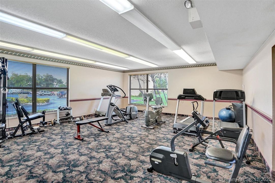 Recently Sold: $128,000 (2 beds, 2 baths, 1100 Square Feet)