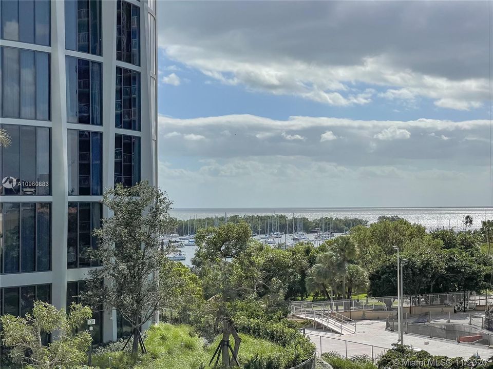 Recently Sold: $2,795,000 (4 beds, 5 baths, 3592 Square Feet)