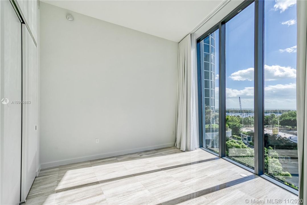 Recently Sold: $2,795,000 (4 beds, 5 baths, 3592 Square Feet)