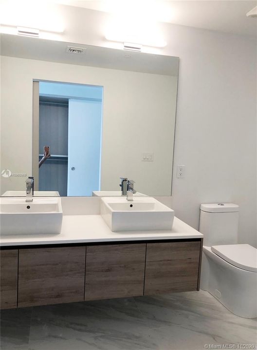 Recently Rented: $5,900 (3 beds, 2 baths, 1501 Square Feet)