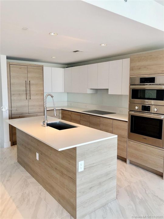 Recently Rented: $5,900 (3 beds, 2 baths, 1501 Square Feet)
