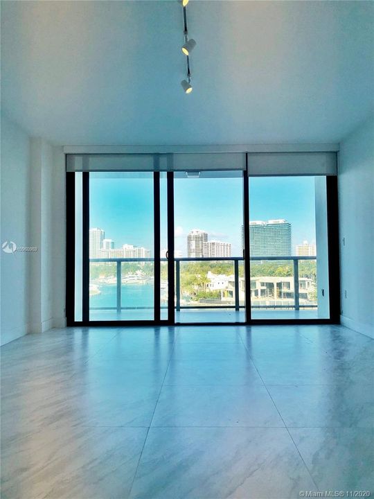 Recently Rented: $5,900 (3 beds, 2 baths, 1501 Square Feet)