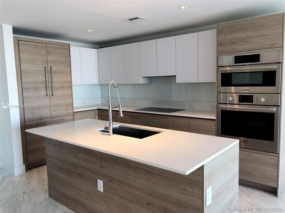 Recently Rented: $5,900 (3 beds, 2 baths, 1501 Square Feet)
