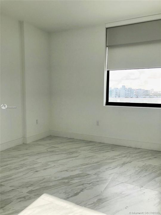 Recently Rented: $5,900 (3 beds, 2 baths, 1501 Square Feet)