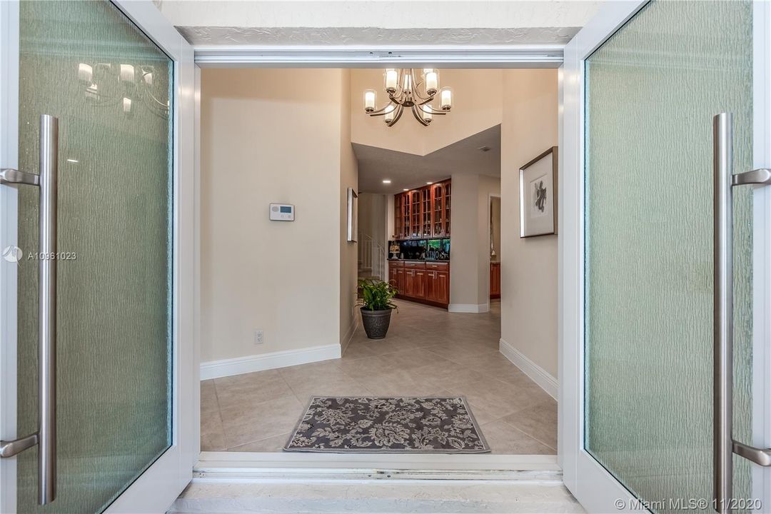 Recently Sold: $510,000 (3 beds, 3 baths, 2815 Square Feet)