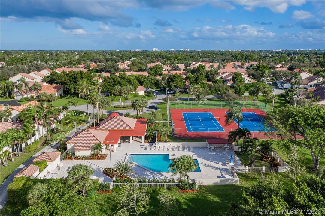 Recently Sold: $510,000 (3 beds, 3 baths, 2815 Square Feet)