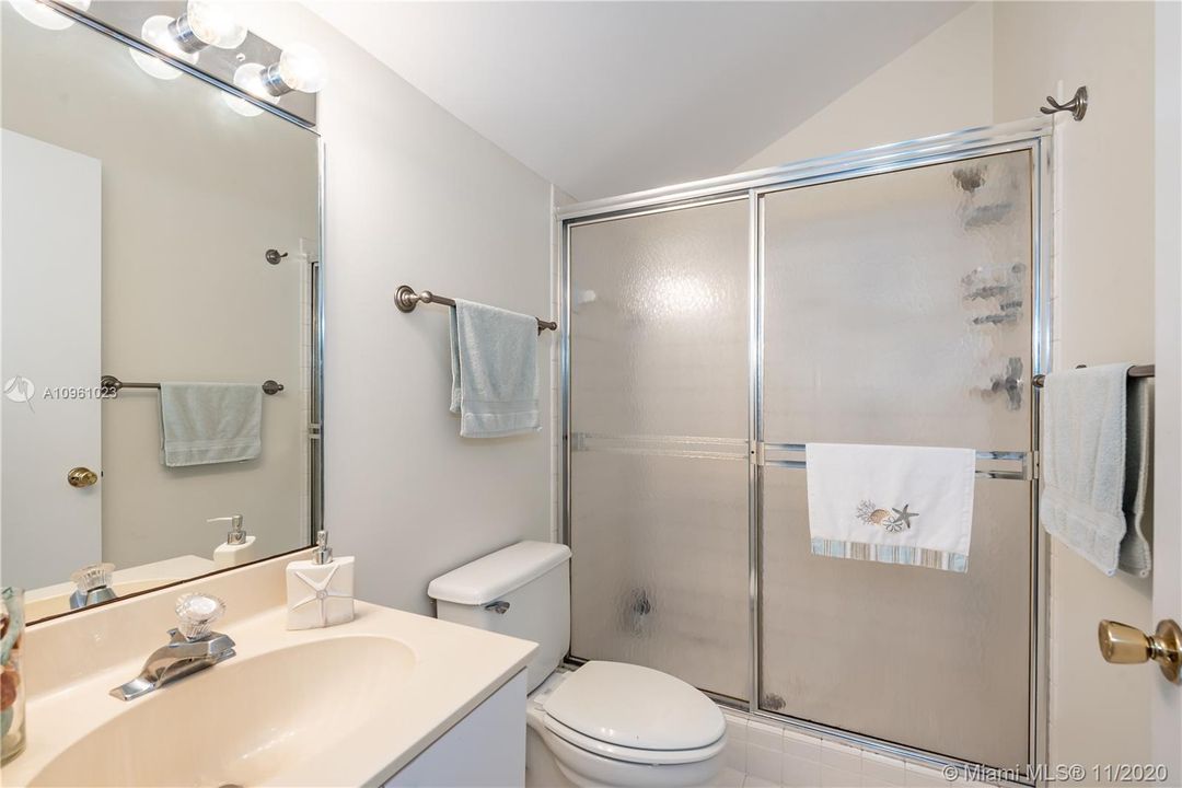 Recently Sold: $510,000 (3 beds, 3 baths, 2815 Square Feet)